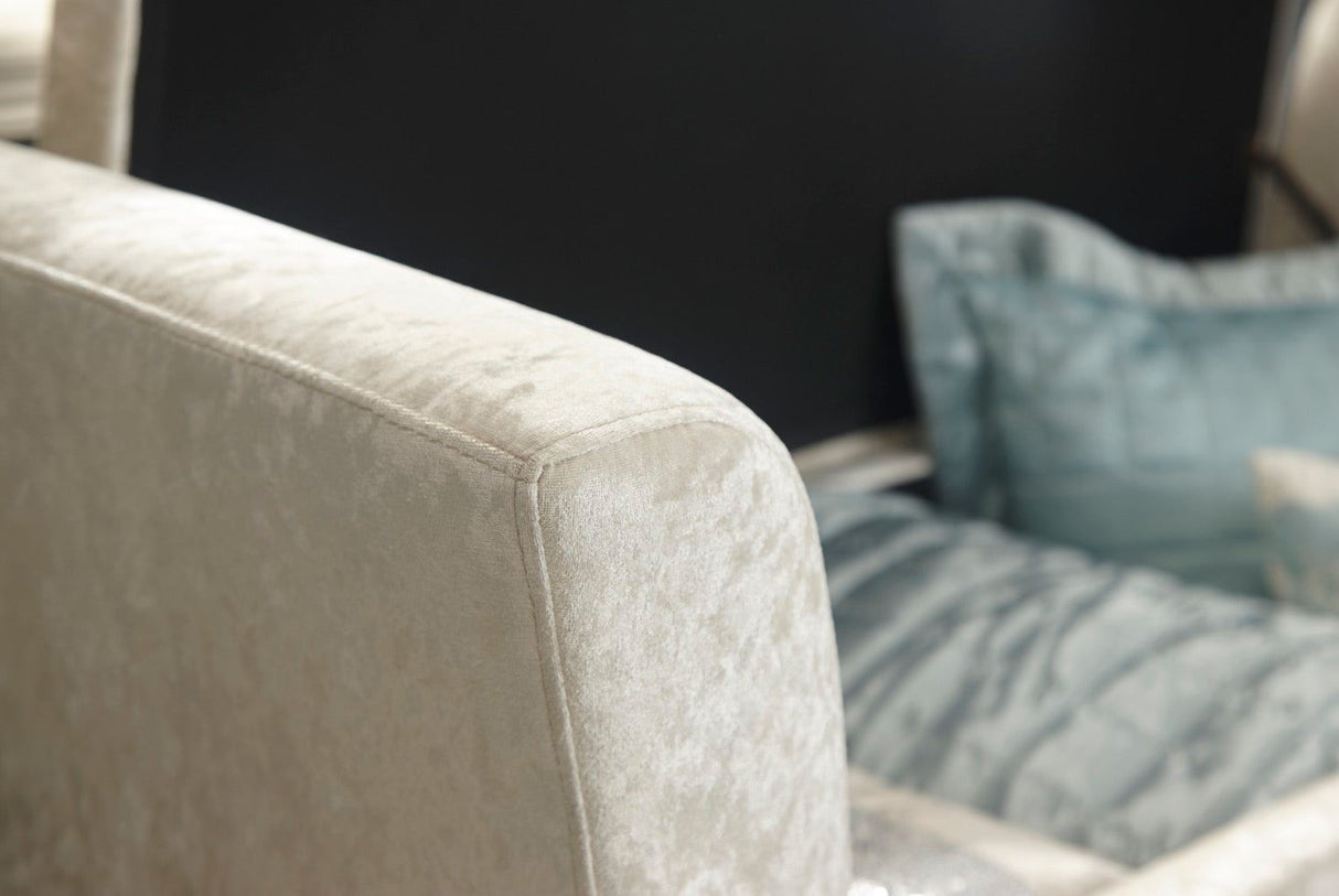 Verona window seat oyster crushed velvet