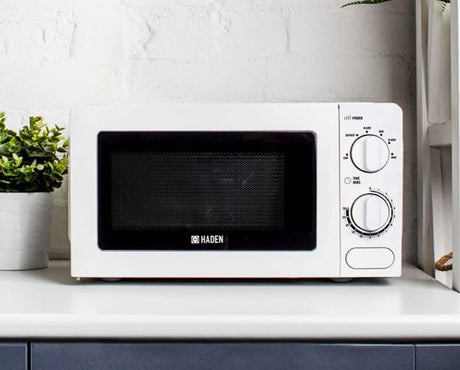 Haden 17L White 700W Microwave