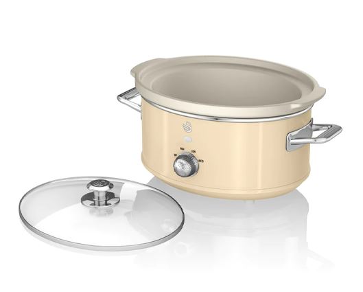 Swan 3.5L Slow Cooker Retro Cream