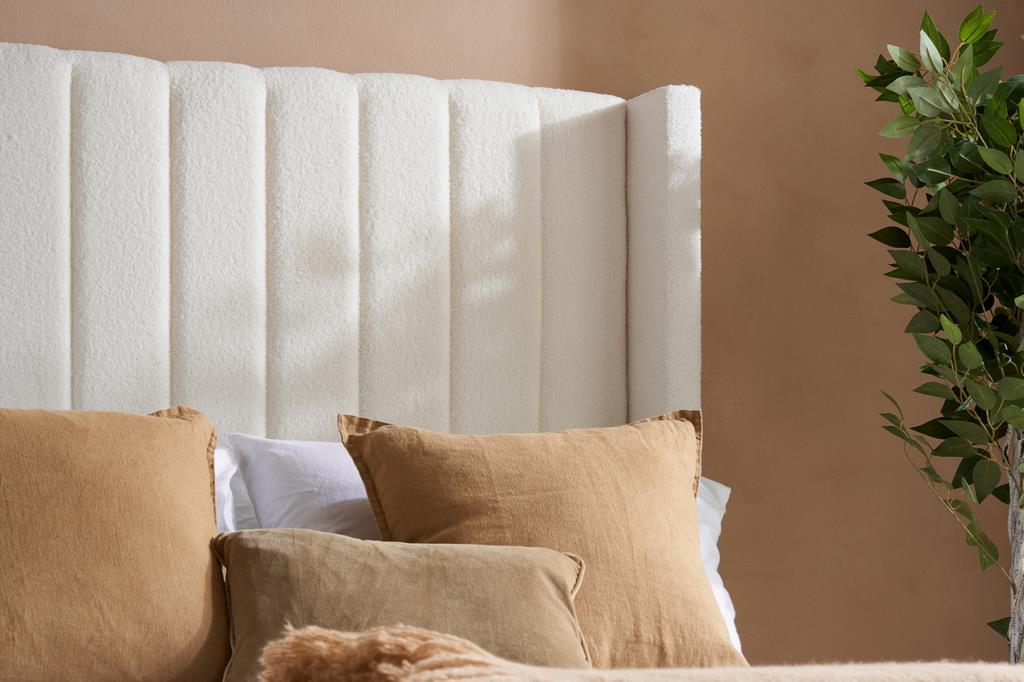 Maisey Ottoman Bed White Boucle - King