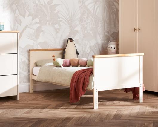 Evie Cot Bed - Cashmere