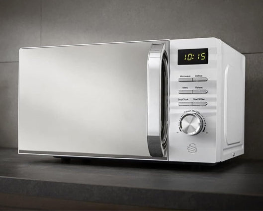 700W Digital Microwave