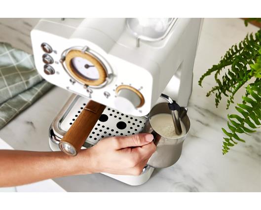 Swan Nordic Pump Espresso Coffee Machine