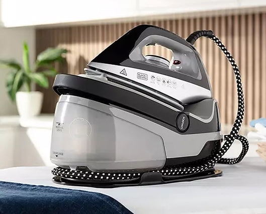 Black + Decker 1.5L Steam Generator Iron